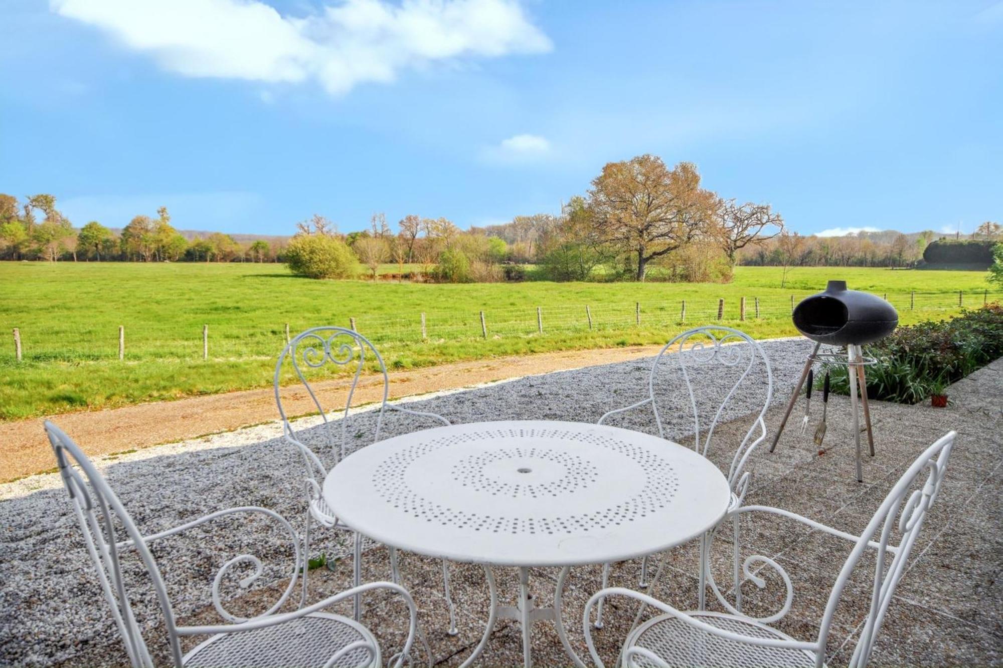 Appartement Cosy A Mont Pres Chambord 100 M² Terrasse Bagian luar foto